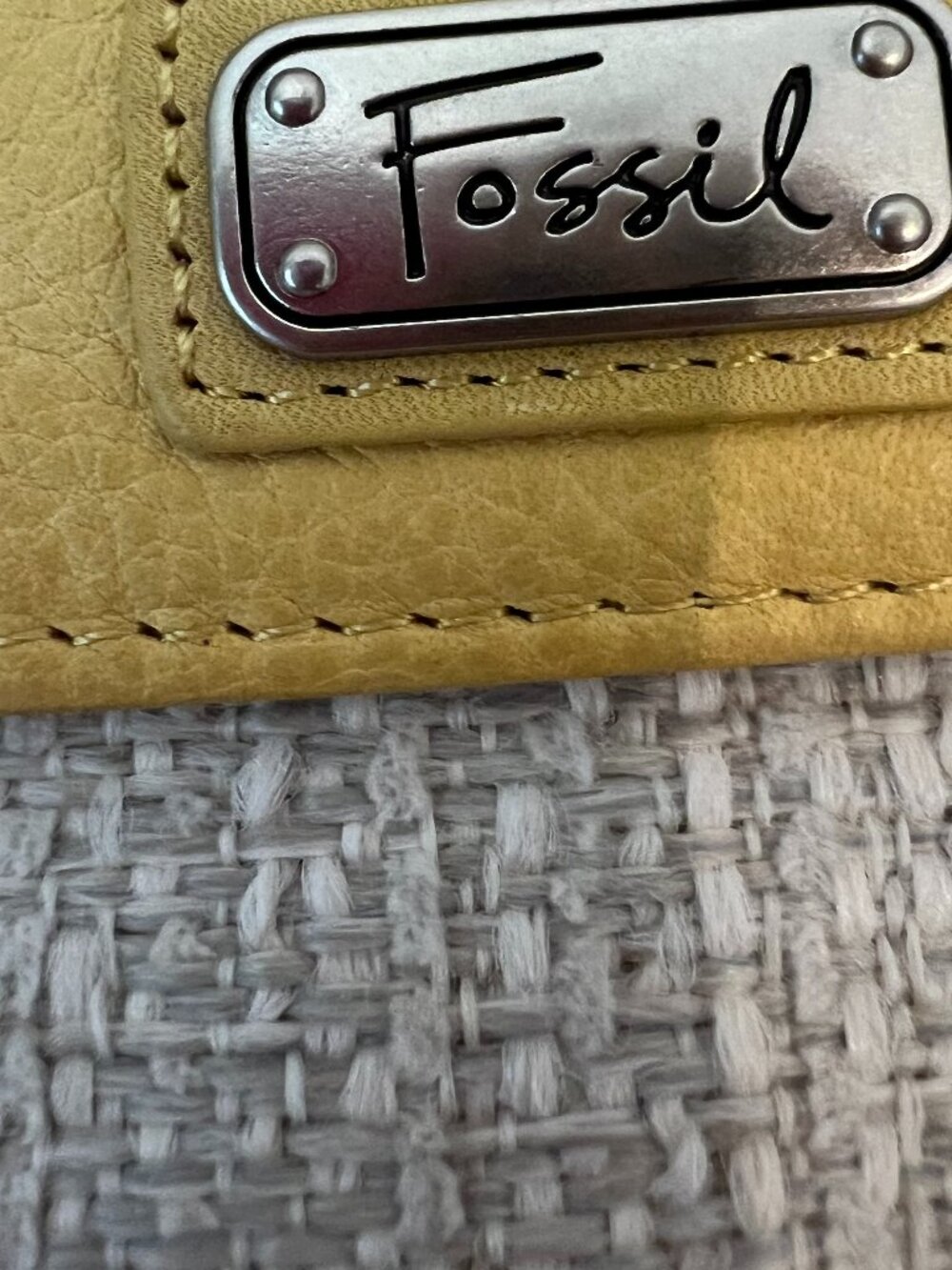 Vintage Y2K Fossil Floral Leather Cell Phone Case Wallet Organizer